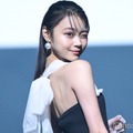 林芽亜里、モノクロドレスで大胆肌見せ【TGC香川2025】 画像