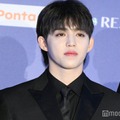 SEVENTEENエスクプス、青シルバーヘアにイメチェン「メットガラ」初参加に反響殺到 画像