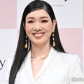 アンミカ、毎日実践している美脚ルーティン公開「参考になる」「真似します」と反響 画像