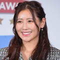 西野未姫、女学生風ミニスカからほっそり美脚「ますますきれいになってる」「素敵なママ」と反響 画像