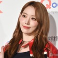 LE SSERAFIMサクラ、本人編集の開封動画が話題「オタク全開で最高」「センスありすぎ」と反響 画像