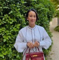 パリ在住・中村江里子アナ、夫＆娘2人との家族ショット公開 母の日のサプライズに「愛が伝わる」「旦那さんお茶目で可愛い」の声 画像