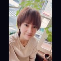 鈴木蘭々「何十年ぶりに」人気タレントと共演で2ショット「相変わらず小さくて可愛い」 画像