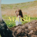 「yousti」としてソロデビュー・元櫻坂46小林由依、1stアルバムジャケ写3種公開 リード曲先行配信も決定 画像