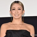 倖田來未、美ボディ際立つ斬新な衣装姿披露「存在も着こなしも唯一無二」「抜群のスタイル」の声 画像