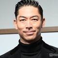 EXILE AKIRA、息子との貴重な2ショット公開 成長に驚きの声「こんなに大きくなったんだ」 画像