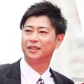 パンサー尾形＆娘、密着添い寝ショットに反響 妻が公開「この2人は毎日平和」 画像