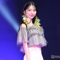 「テラハ」小室安未、ノースリーブコーデでディズニー満喫「透明感すごい」「可愛い」の声 画像