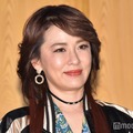 鈴木砂羽、水着姿で宮古島満喫「アラフィフのガチ」 画像