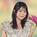 菊地姫奈、紐ビキニで抜群スタイル披露「脚長い」「完璧なボディライン」と反響 画像