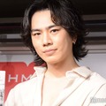 三代目JSB・OMI、ラジオ番組で謝罪 活動自粛中・今市隆二の代演「今後誠実な姿勢で対応を行ってもらいたいと強く思っております」 画像