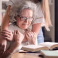 認知症を患う80代の祖母　ほとんど反応がなかったが…→孫の顔を見た瞬間「孫パワーってすごい！」 画像