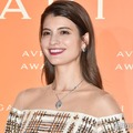 マギー、美背中全開ワンピ姿披露「想像以上」「美しい」絶賛の声 画像