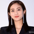 堀田茜、美ウエストチラリの私服姿に反響「へそ出しセクシー」「カジュアルで素敵」 画像