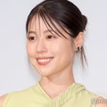 有村架純、美脚＆美ウエスト大胆披露 セットアップ着こなす姿に「どうなってるの？」「スタイル抜群」の声 画像