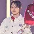 26年度朝ドラ主演の上坂樹里、遊び心溢れるワッペンジャケット着こなし【TGC2025A/W】 画像