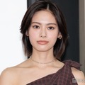 「御上先生」で話題・安斉星来、大胆スリットから美脚披露「色気溢れてる」「美しさ満点」の声 画像