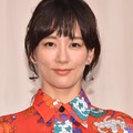 水川あさみ、キャミ姿でビーチ満喫「元気もらえる」「スタイル良い」 画像