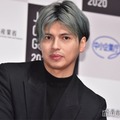 アレクサンダー「爆毛赤ちゃん」生後2ヶ月次女の写真公開「吸い込まれそうなお目目」「見る度に可愛さが増してる」の声 画像