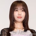 なえなの、赤髪ツインテール姿で雰囲気ガラリ「ダンダダン」コスプレ披露「別人みたい」 画像