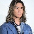 BALLISTIK BOYZ砂田将宏、私服が被ったLDHメンバーとの2ショット公開「美男美女」「ほぼ一緒でびっくり」の声 画像