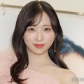 AKB48小栗有以、へそ出しコーデで香港満喫「女神」「きれいなウエスト」と絶賛の声 画像