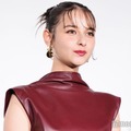 「ちはやふる」で話題・嵐莉菜、美脚際立つショット公開「スタイル抜群」「爽やか」と反響 画像