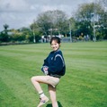 櫻坂46松田里奈、見事な投球フォーム披露 1st写真集先行カット解禁【まつりの時間】 画像