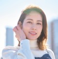 永島優美アナ、フリー転身後初の雑誌登場「週刊FLASH」グラビアで爽やかな表情 画像