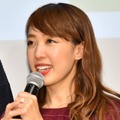 川崎希、すくすく成長中！生後6ヶ月次女の笑顔SHOT公開「夜もぐっすり寝て全然ぐずらず」 画像
