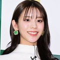 貴島明日香“初出し”夫との結婚式ショット公開「憧れの身長差」「ドレス姿が美しすぎる」と反響 画像