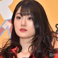 “可愛すぎる新喜劇女優”小寺真理、メイド服・ミニスカポリス…美脚際立つコスプレショット3選公開「見惚れる」「頭身すごい」と反響 画像