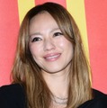 MAX・LINA、ベアトップドレス姿で大人の魅力開放「まさに女神降臨」「本当にお美しい」と反響 画像