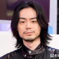 菅田将暉、俳優同士でのボクシング練習告白 妻夫木聡の強さをアピール「ボコボコにいつもされてる」【人はなぜラブレターを書くのか】 画像