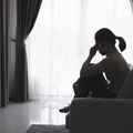 40代・50代こそ危険⁉ 一人暮らしで倒れたら…。若い世代こそ「孤独死」への備えが必要な理由【司法書士が解説】