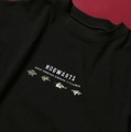 Tシャツ〈10：ブラック/The Great Hall〉
