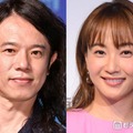 庄司智春、妻・藤本美貴が次女に“厳しい指導”中の自宅ショット公開「プライベート感がたまらない」「ミキティの髪型が親近感」と反響 画像