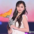乃木坂46井上和、ノースリワンピで夏先取り 華やかオーラ放つ【ガルアワ2026SS】 画像