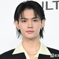 M!LK佐野勇斗、水族館での家族集合ショットが話題「みんな似てる」「ほっこり」町田啓太も反応「骨格爆裂似すぎ」 画像