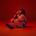 Vaundy監督・出口夏希出演「イデアが溢れて眠れない」MV公開｜新曲「気まぐれ」配信リリースへ