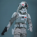 インペリアル・レムナント AT-ATドライバーフィギュア© &  Lucasfilm Ltd.