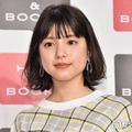 川島海荷「ちょうど半年前に結婚式を挙げました」ウエディングドレス姿披露 夫は競泳・中村克選手 画像