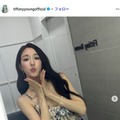 少女時代ティファニー、大胆横開きベストから美ウエスト披露「大人の色気を感じる」「曲線美が素晴らしい」と反響 画像