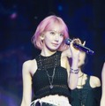 LE SSERAFIM、新曲「BOOMPALA」でステージごと回転 観客へ呼びかけ「Stand up！」【Weverse Con Festival】 画像