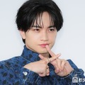中島健人、長濱ねるを華麗にエスコート 会場から黄色い歓声【ラブ≠コメディ】 画像