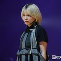 元乃木坂46川後陽菜、個性派透け感コーデから美脚ちらり「着こなせるのすごい」「小顔際立つ」と反響相次ぐ【学生ランウェイ名古屋】 画像