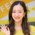 板野友美、夫＆娘計画の誕生日サプライズに感動 家族ショット公開「全てが豪華」「素敵すぎる」の声 画像