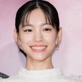 當真あみ、祖母との2ショット公開に反響「姿勢が良くて凛としてる」「上品」 画像