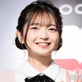 元AKB48メンバー、美脚際立つミニスカショットに絶賛の声「スタイル抜群」「頭身バランス完璧」 画像