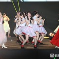 NGT48、柏木由紀、北原里英（C）モデルプレス